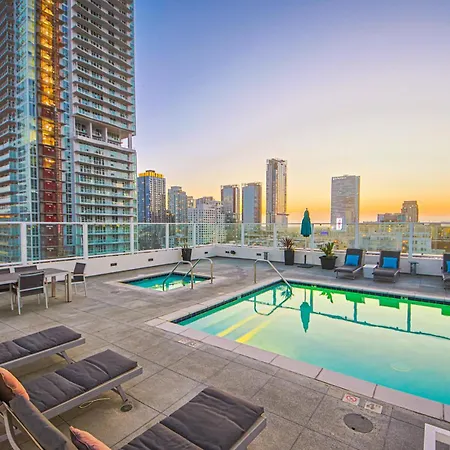 Stunning 1 Bdr 1 Bth, Pool, Jacuzzi Apartment Los Angeles Exterior photo