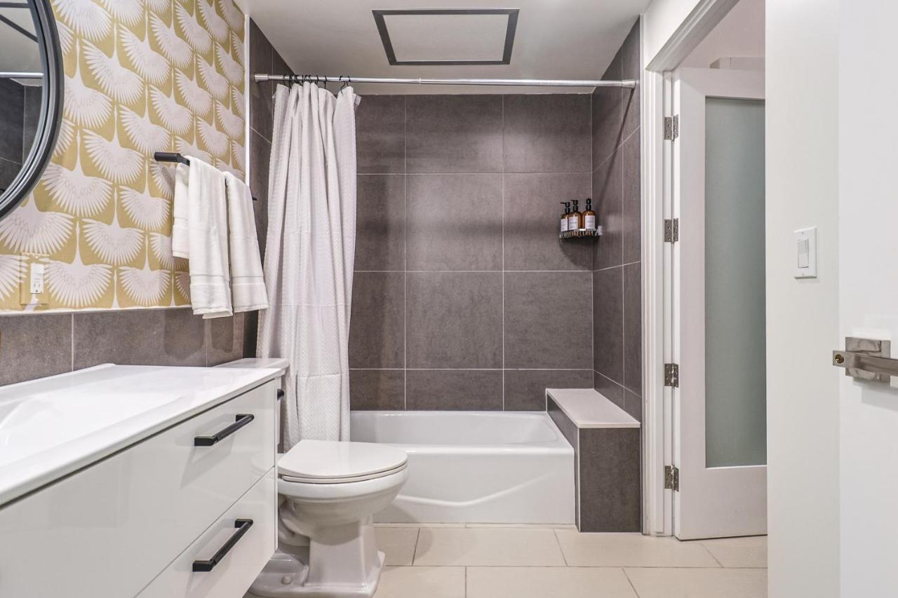 Stunning 1 Bdr 1 Bth, Pool, Jacuzzi * Los Ángeles