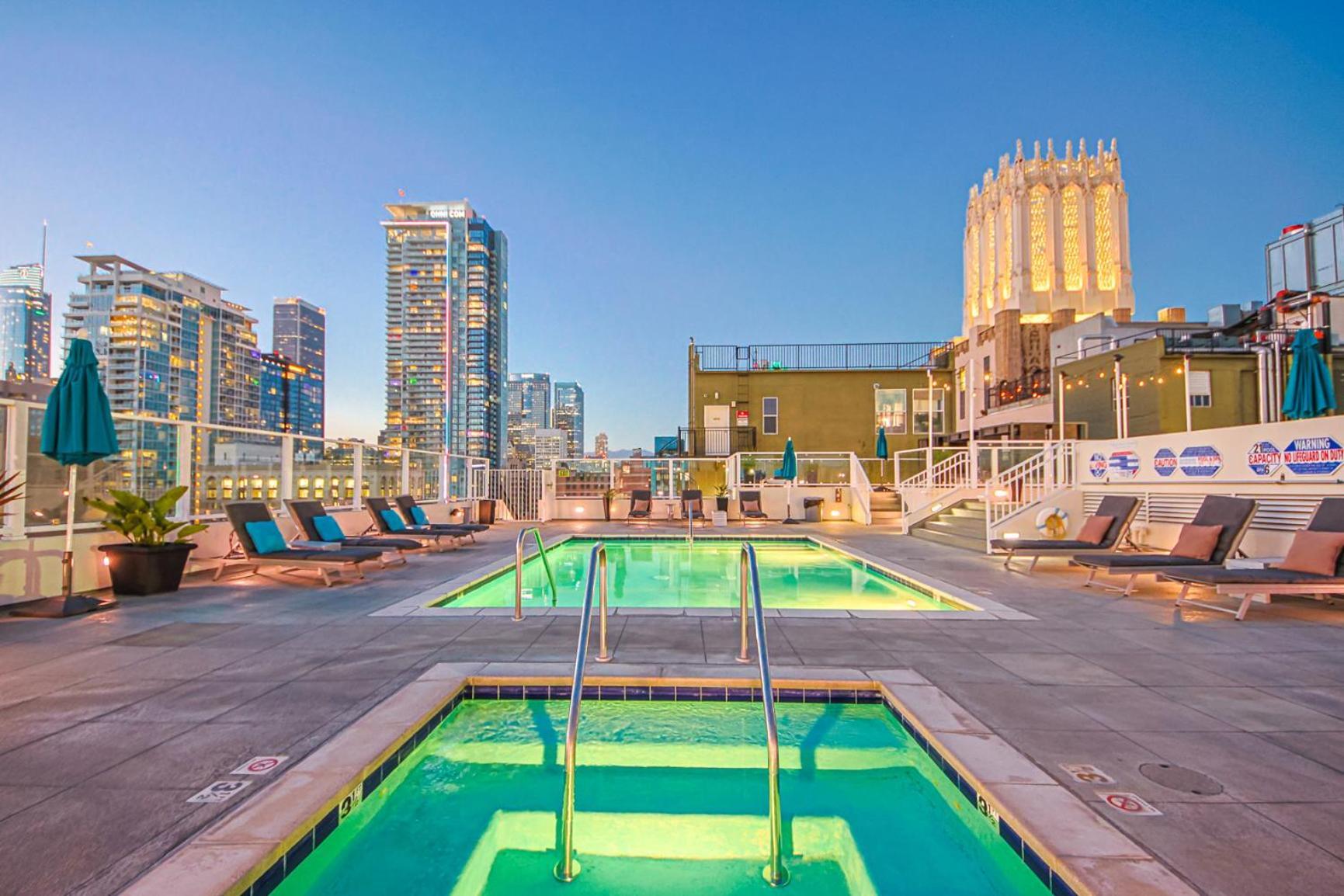 Stunning 1 Bdr 1 Bth, Pool, Jacuzzi Apartamento Los Ángeles
